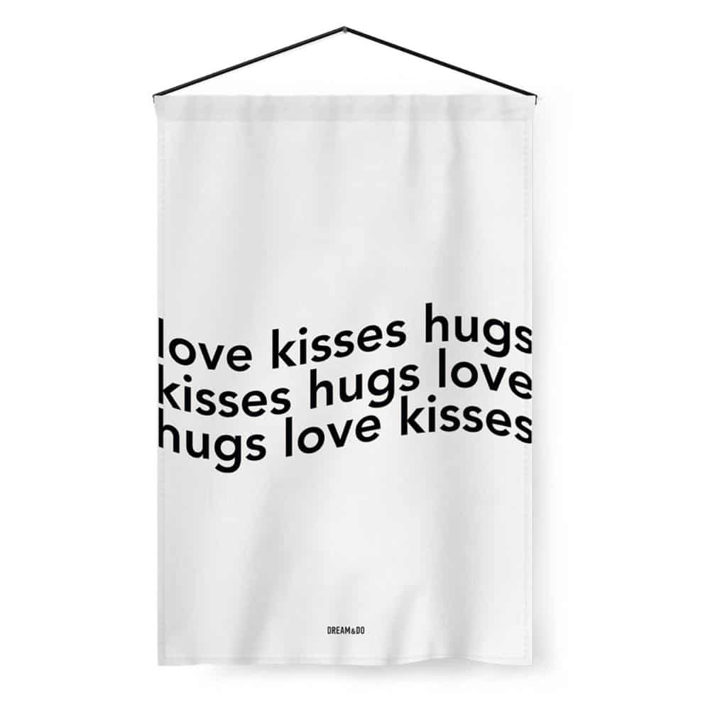 1DEA Dream&Do Flag “Love Kisses Hugs”