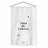 דגל השראה “Trust the Universe”