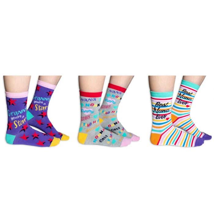 best grandma ever גרביים צבעוניות united odd socks