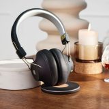 אוזניות בלוטות' קריאפאנק Kreafunk aBEAT Qi – טעינה אלחוטית, אוזניות שחורות מעוצבות, אוזניות אלחוטיות, אוזניות עשויות מחומרים ממוחזרים, אוזניות עם טכנולוגיית בידוד רעשים מתקדמת לחסימת רעשים חיצוניים בסביבה