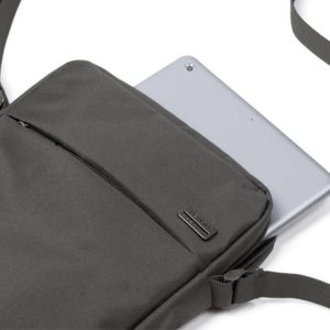 LEXON PREMIUM TABLET SHOULDER BAG- תיק צד - לטאבלט אפור לקסון