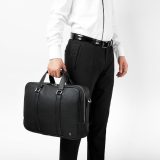 תיק מסמכים שחור - CERRUTI 1881 Document Bag Hamilton - סירוטי 1881, תיק צד יוקרתי למסמכים ולמחשב נייד, תיק יוקרתי למחשב נייד, תיק צד שחור למנהלים, תיק צד שחור למחשב נייד למנהלים, סוואג לעסקים, תיק צד למחשב נייד לגברים, תיק עסקי, תיק מנהלים, תיק יוקרתי סירוטי 1881