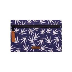 Cabaia Large Bag Pocket - ALCATRAZ -כיס גדול קדמי מתחלף לתיקי קאביה,כיסים קדמיים מתחלפים, כיסים בהדפסים וצבעים שונים לתיקי קבאיה, כיסים מעוצבים גדולים לתיקי קאביה, בצבע כחול כהה בעיטור עלים לבנים