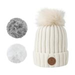 כובע צמר פונפון פרימיום - CABAIA KIR ROYAL WHITE - קאביה , כובע צמר בצבע לבן, כובע לחורף, כובע לחורף עשוי חומרים ממוחזרים