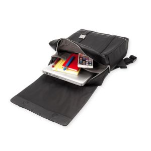 תיק גב שחור מעור - MOLESKINE Leather Lineage - מולסקין, תיק גב מעור, תיק גב ייחודי, תיק גב מעוצב למחשב נייד, תיק גב עשוי עור, תיק גב שחור מולסקין, מתנות לעובדים, סוואג לעסקים