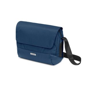 תיק צד למחשב נייד בצבע כחול - MOLESKINE METRO SLIM MESSENGER BAG, תיק צד מולסקין, תיק צד למסמכים, תיק צד למחשב נייד "13