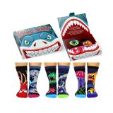 SOCKS OF THE DEEP מארז גרביים לילדים - יונייטד אודסוקס- unitedoddsocks, מארז גרביים מעוצבים לילדים, מארז גרביים באיור מפלצות ים, מארז גרביים מפלצות ים
