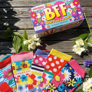 UNITED ODD SOCKS - BFF – BEST FOOT FORWARD – גרביים מעוצבים לילדות, גרביים לא תואמות, גרביים MIX & MATCH