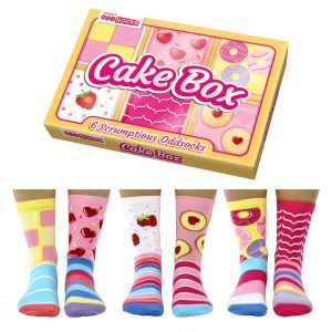 CAKE BOX - גרביים מעוצבים -ODD SOCKS, גרביים של יונייטד אוד סוקס, גרביים מעוצבים לנשים, גרביים בעיטור עוגיות ומאפים, גרביים צבעוניות